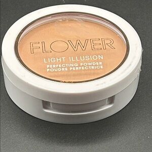 Flower Light Illusion Perfecting Powder - Warm Beige